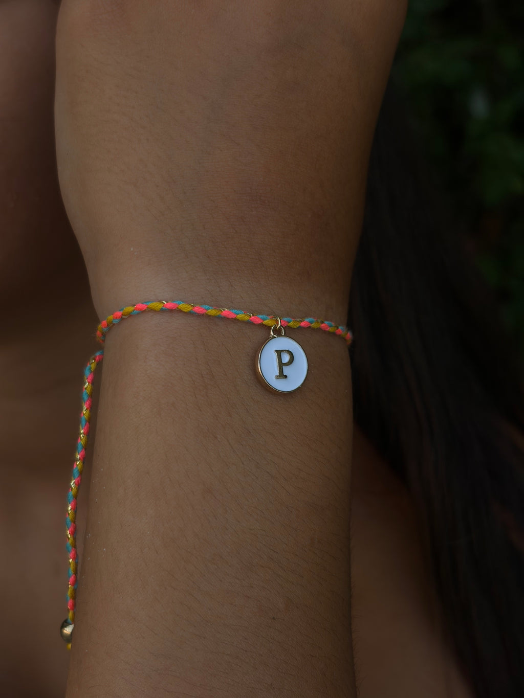 Pulsera personalizada con inicial