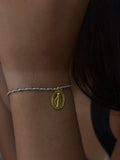 Pulsera con colgante de la Virgen María