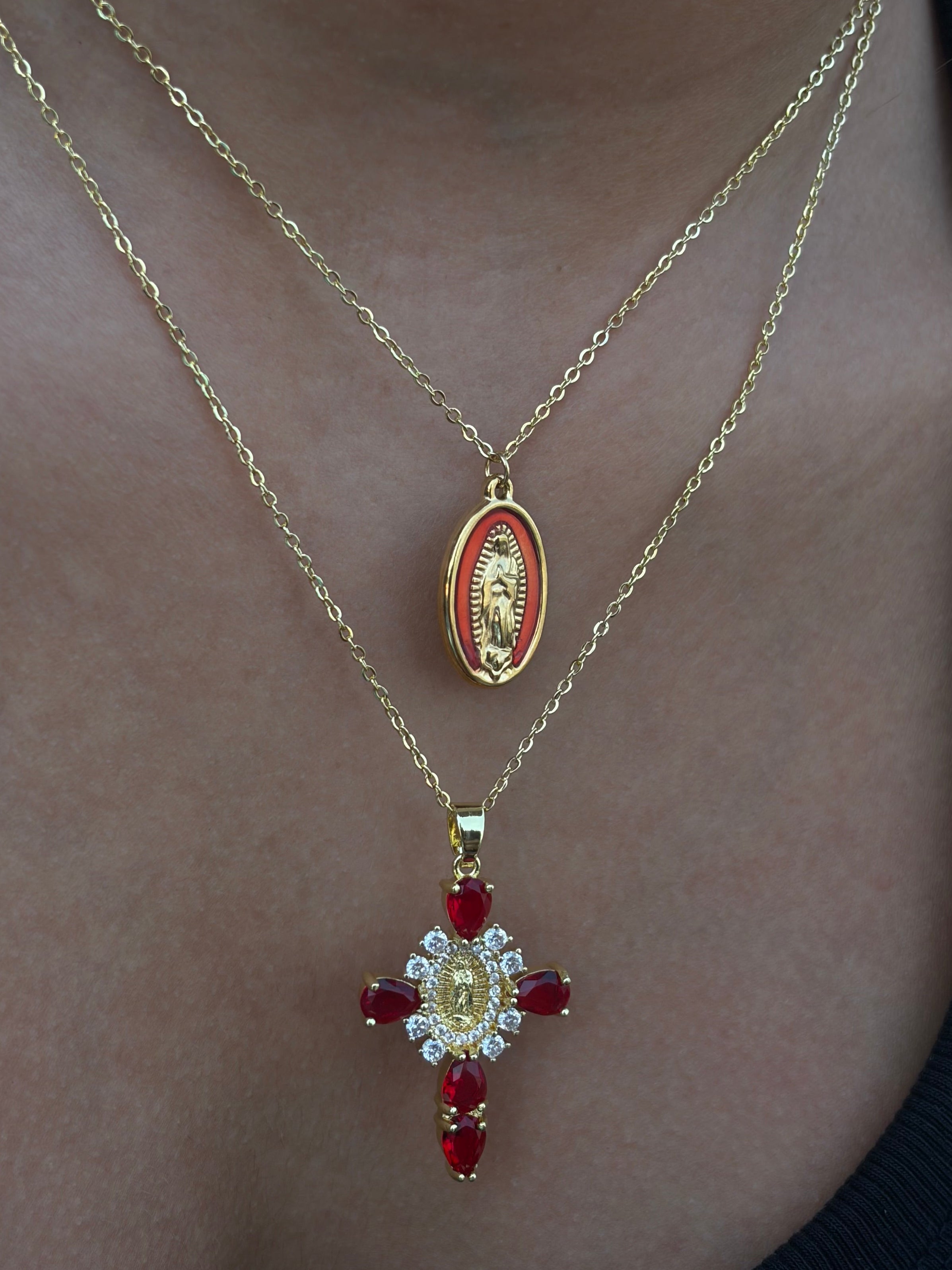 Conjunto de collares cristianos