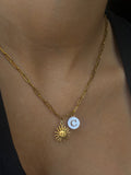 Collar personalizado con inicial y un sol